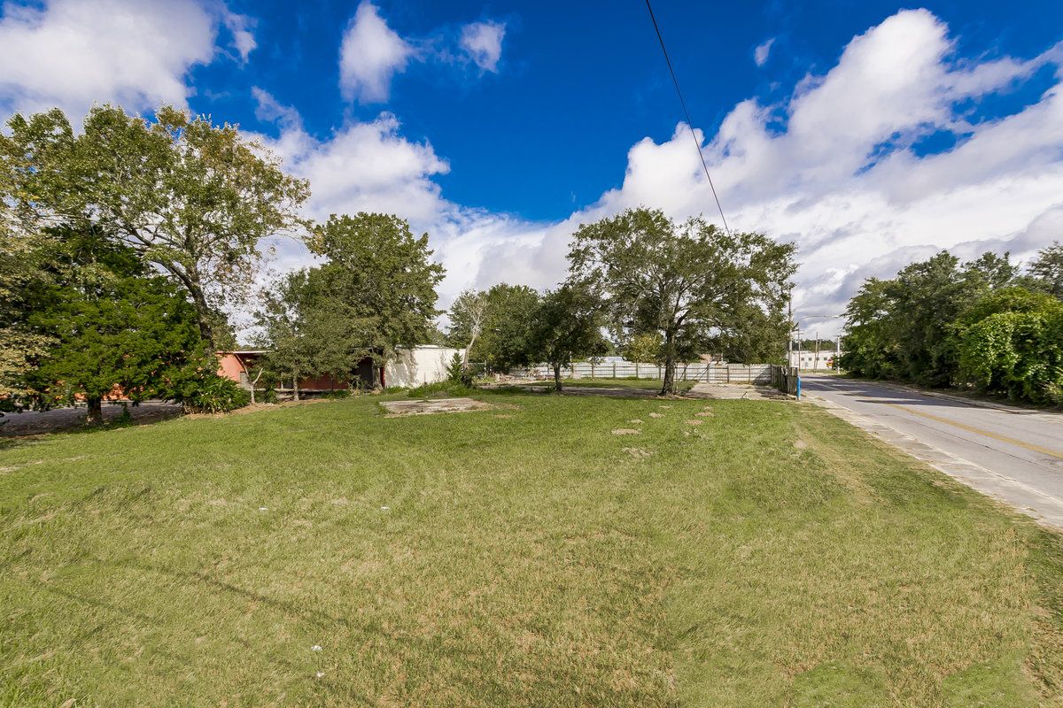 Mid-City Redevelopment Opportunity!: 2008 North St, Baton Rouge, LA 70802